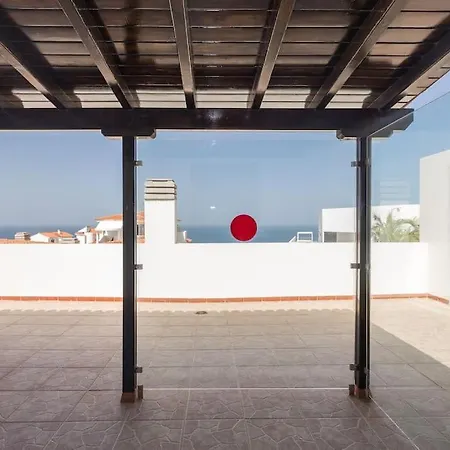 Atico Con Terraza En * Agaete (Gran Canaria)