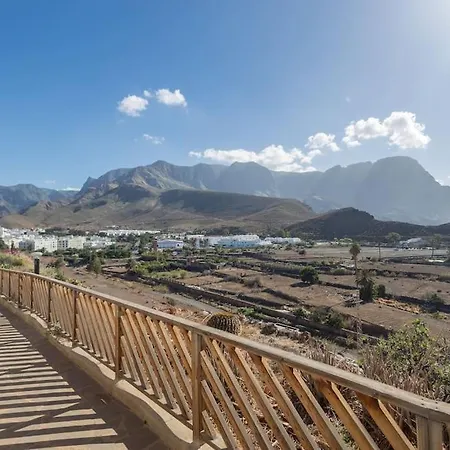 Atico Con Terraza En Lägenhet Agaete (Gran Canaria)