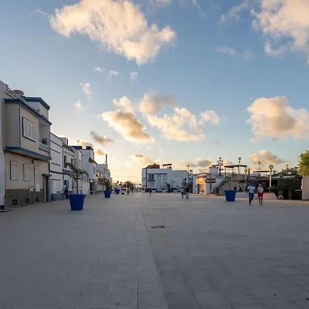 Atico Con Terraza En *