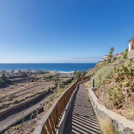 Atico Con Terraza En